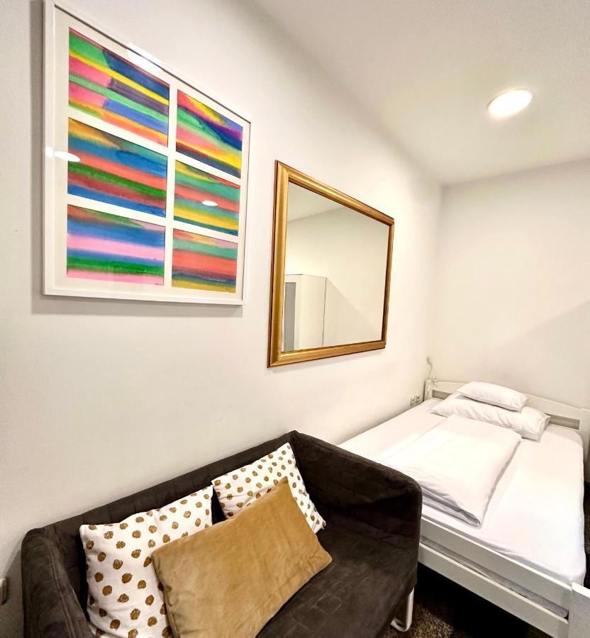 Smart Apartment Zagreb Buitenkant foto